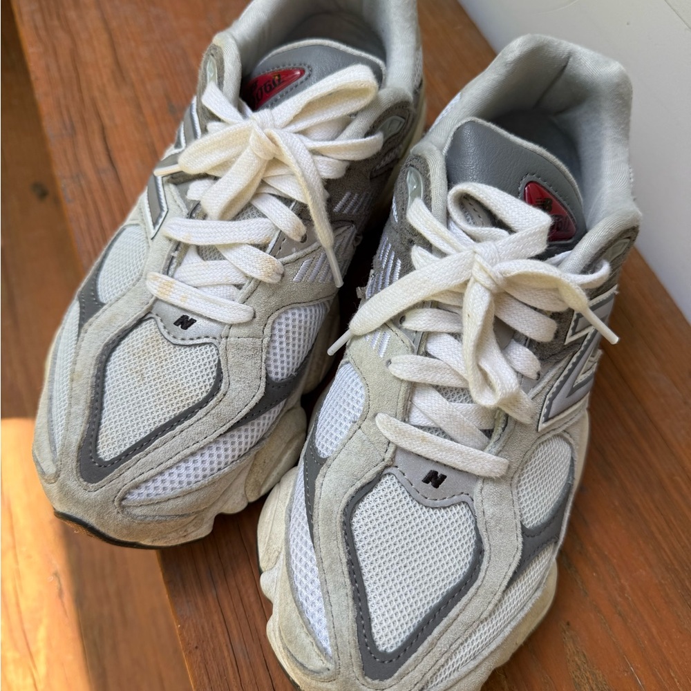 New Balance Classic White and Gray Running Shoes